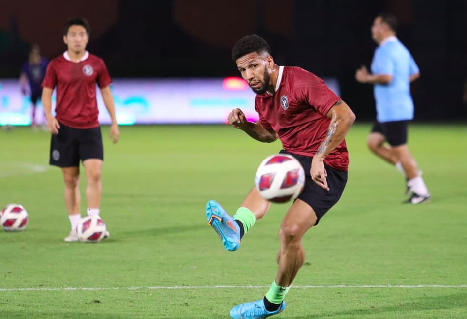 Em alta no Samut Prakan City, Samuel espera crescimento com a equipe na temporada