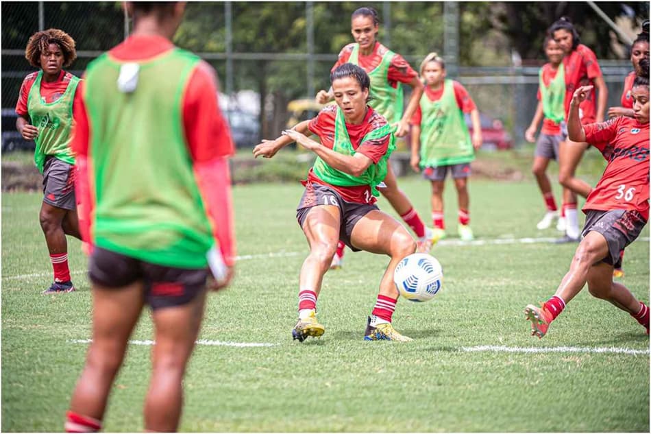 Jogadoras projetam estreia na Supercopa do Brasil: ‘Conquistar todos os títulos com a camisa do Flamengo’