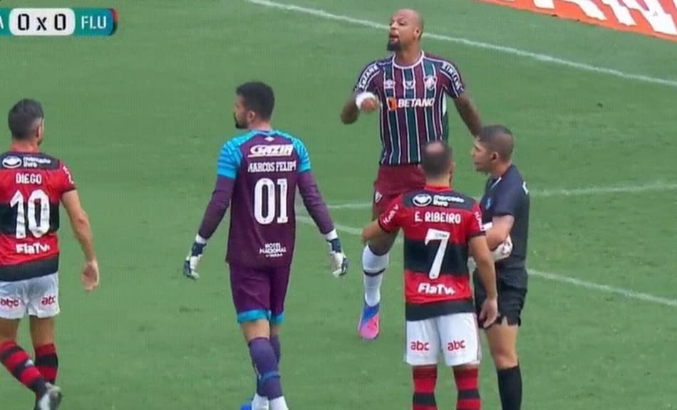Felipe Melo, do Fluminense, provoca Diego, do Flamengo, em confusão: ‘Você é meu vice’