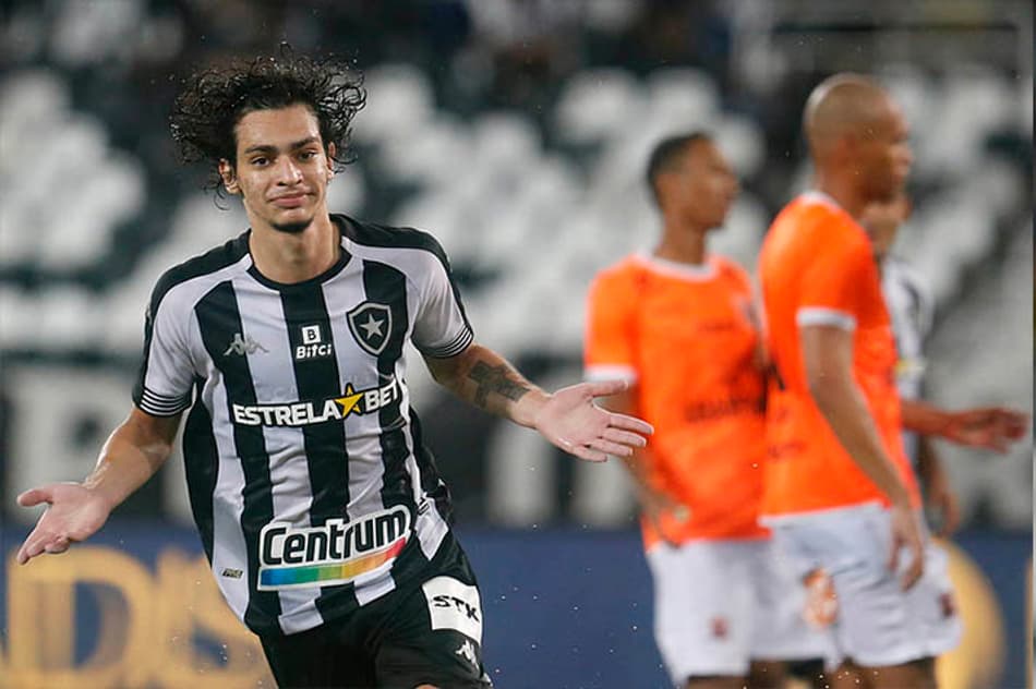 ATUAÇÕES: Matheus Nascimento é decisivo, marca dois gols, e recebe a maior nota na vitória do Botafogo