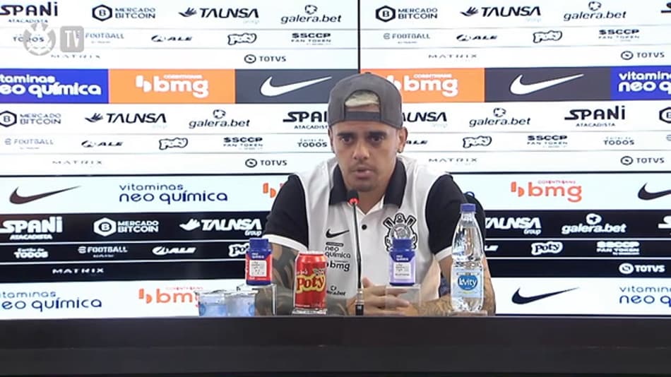 Fagner elogia interino do Corinthians e diz que jogadores ‘fizeram tudo o que podiam’ por Sylvinho
