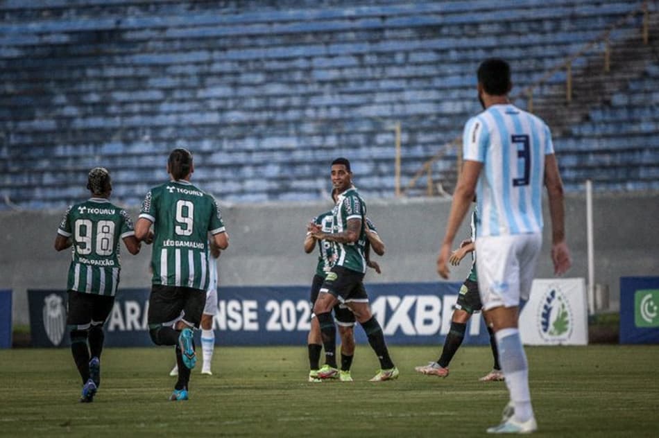 Qual a escalação provável do Coritiba para estreia na Copa do Brasil