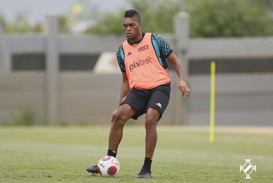Vasco está definido para enfrentar o Bangu pelo Carioca; veja a escalação e onde assistir ao jogo