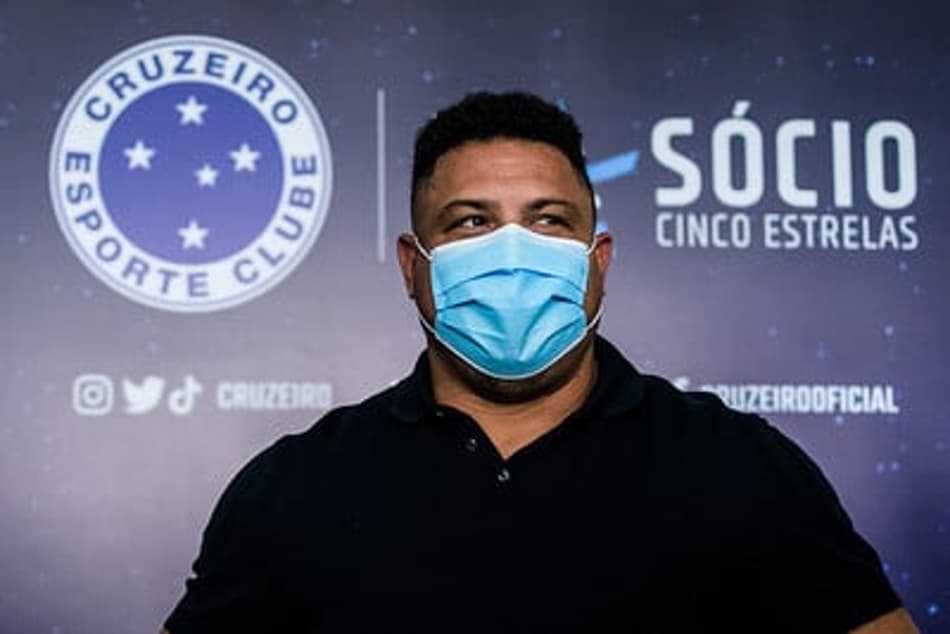 Ronaldo comenta sobre promessa em caso de acesso do Cruzeiro para primeira divisão