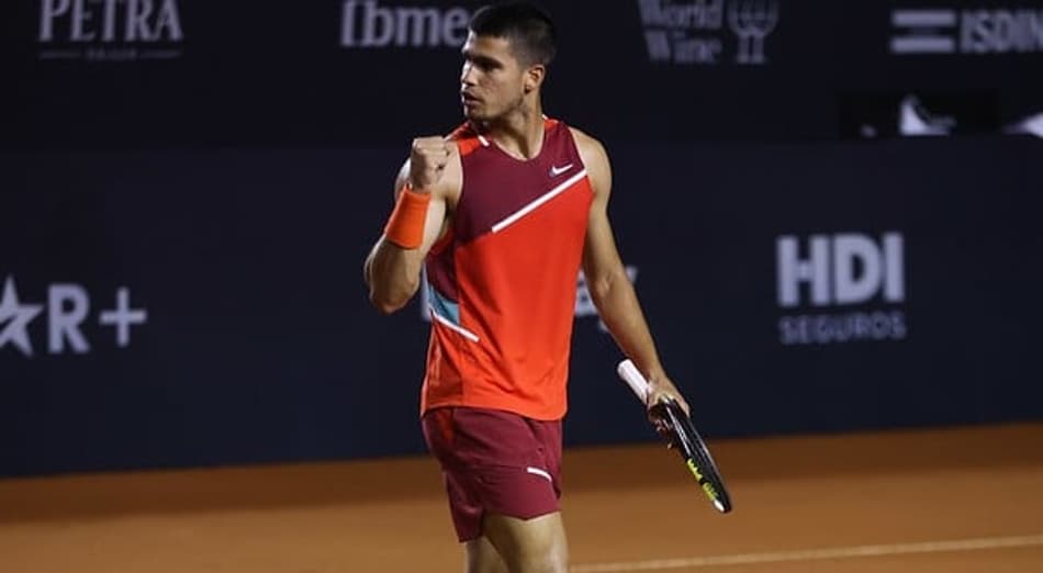 Alcaraz comenta dia duro no Rio Open e espera duelo diferente contra Berrettini
