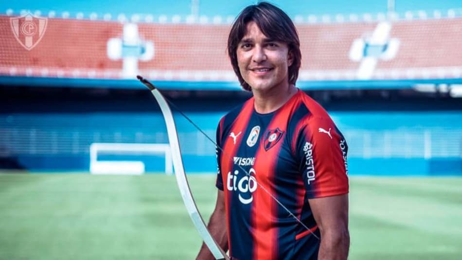 Marcelo Moreno destaca carinho da torcida em estreia no Cerro Porteño