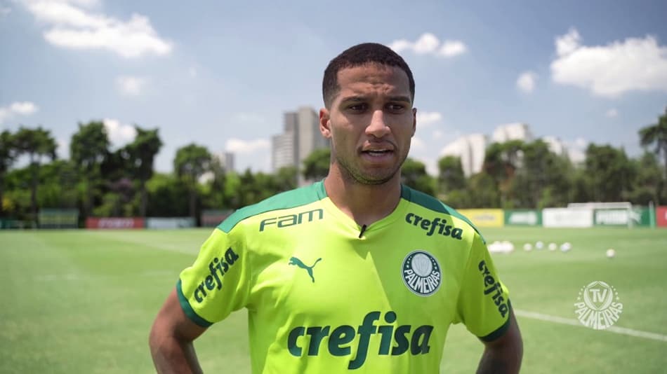 Titular na Recopa Sul-Americana, Murilo projeta decisão: ‘Quero muito ser campeão pelo Palmeiras’