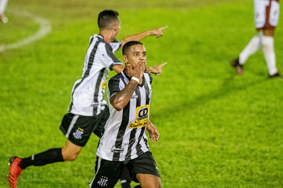 Marcelinho, camisa 7 do Democrata, dá valor para a modéstia do time: ‘Nosso grupo não possui vaidade’