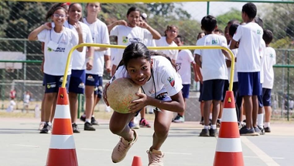 O PND também prevê ações para o esporte de base no país