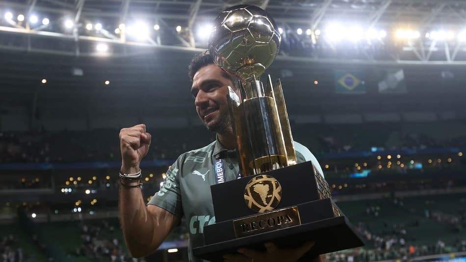 VÍDEO: Gómez enaltece Abel após título inédito do Palmeiras e cita luso como ‘um dos melhores da história’