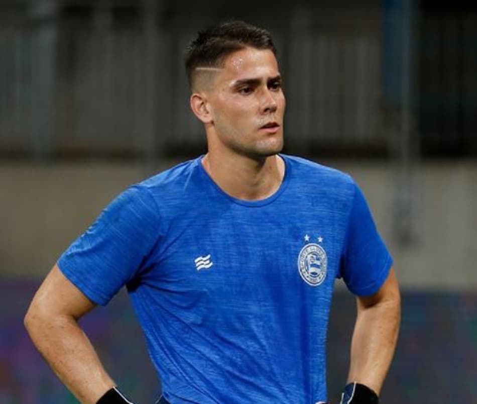 Goleiro do Bahia, Denis Júnior sofre crise convulsiva