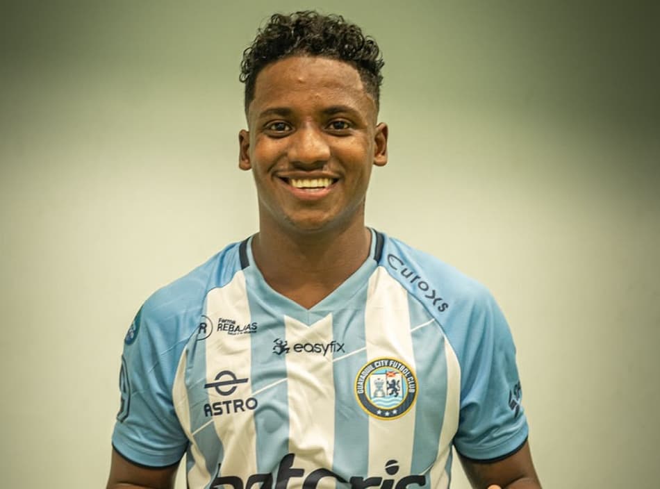 Dupla ‘Fla-Flu’ rouba a cena em partida do Campeonato Equatoriano