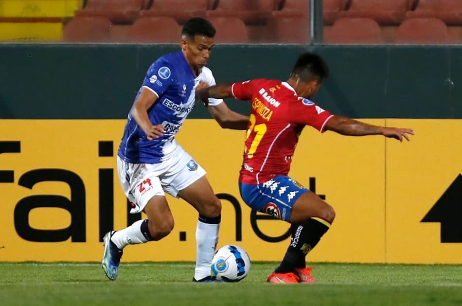 Fora de casa, Antofagasta surpreende e sai na frente do Unión Española pela Sul-Americana