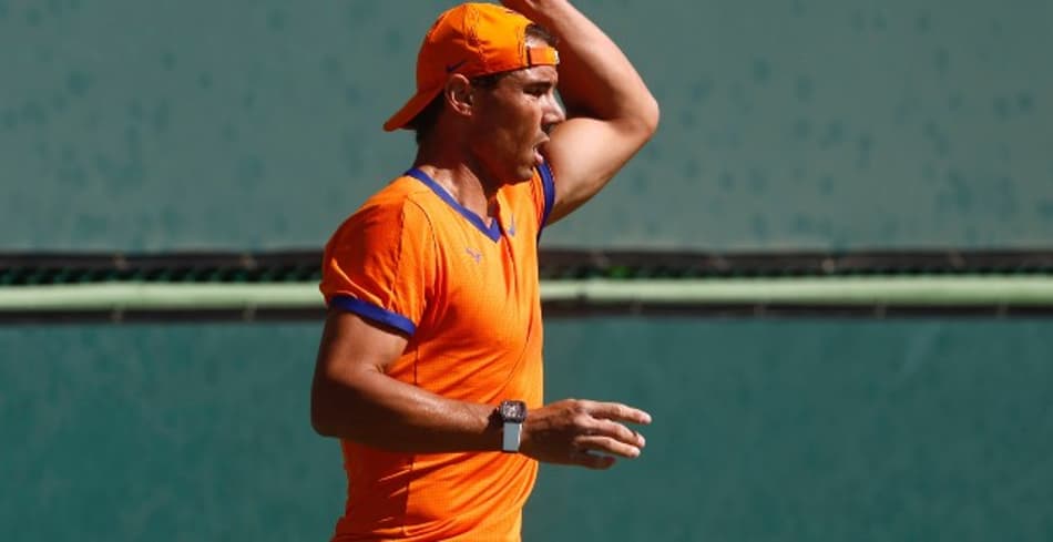 Nadal sai das cordas e consegue virada improvável em Indian Wells