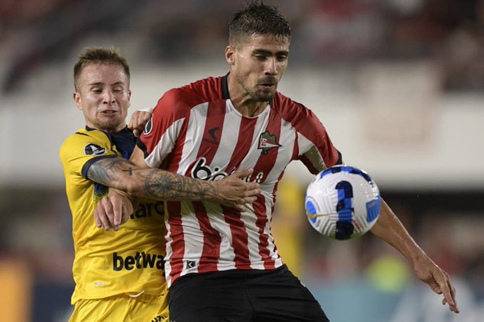 Estudiantes vence mais uma sobre Everton e está na fase de grupos da Libertadores