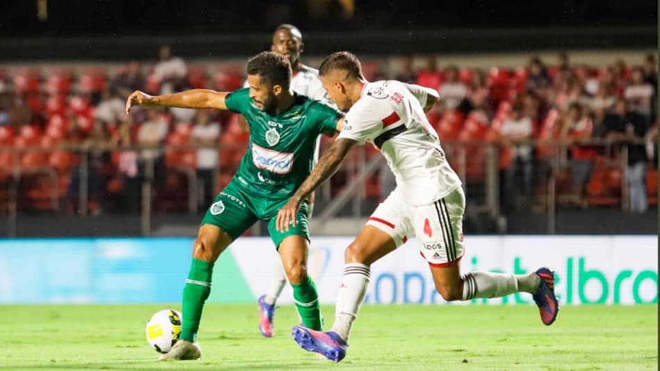 ATUAÇÕES: Éder e Diego Costa marcam, Reinaldo vai bem e São Paulo se classifica na Copa do Brasil