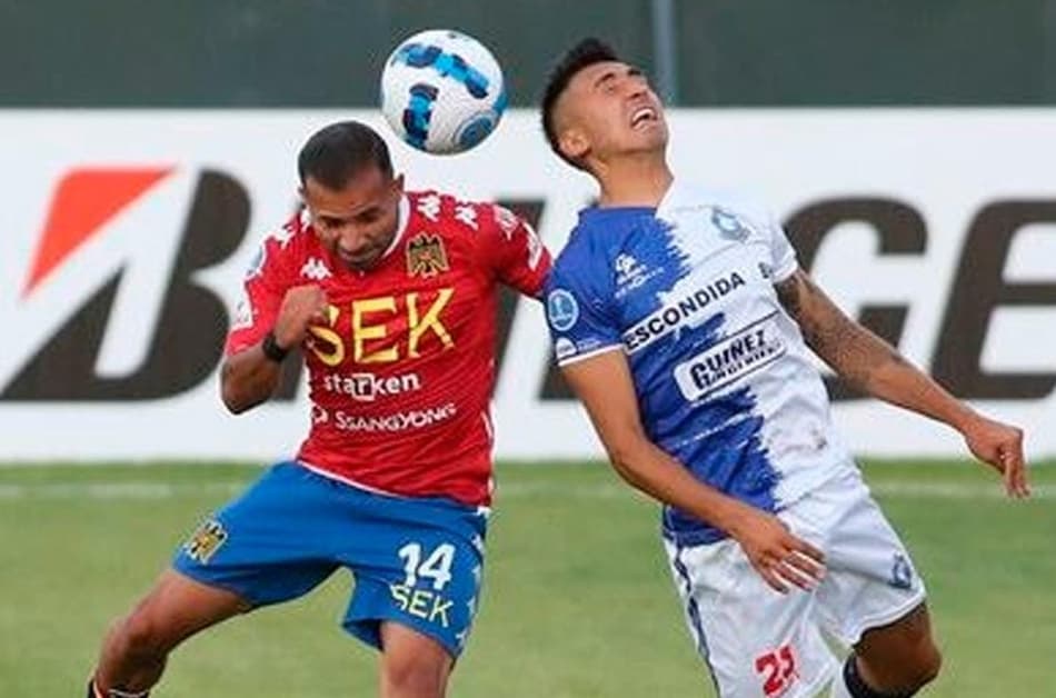 Nos pênaltis, Antofagasta vence Unión Española e avança à fase de grupos da Sul-Americana