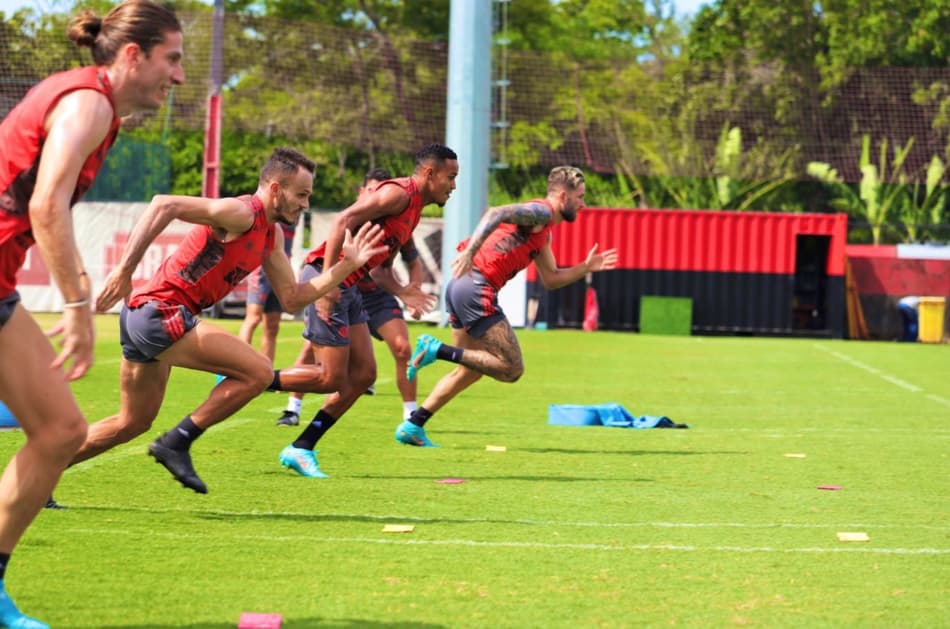 VÍDEO: assista a imagens do treino do Flamengo para enfrentar o Vasco