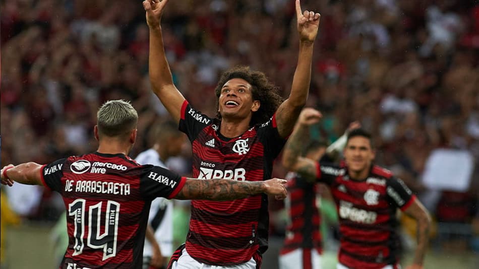 Agora é pelo tetra! Flamengo volta a vencer o Vasco e vai à final do Carioca