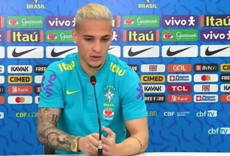 Cotado como titular, Antony se diz ‘preparado para fazer sua parte’ na Seleção e espera Chile aguerrido