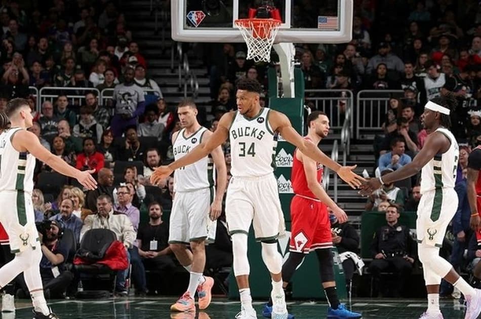 Bucks atropela Bulls e sonha com liderança do Leste