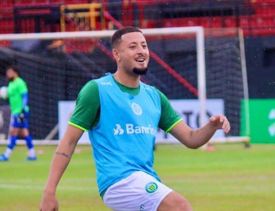 Atacante do Ypiranga-RS, Rodrigo Carioca sonha com vaga na final do Campeonato Gaúcho