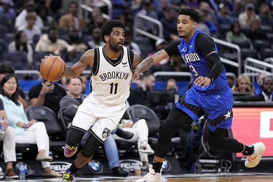 Kyrie Irving é liberado para jogos em Nova York