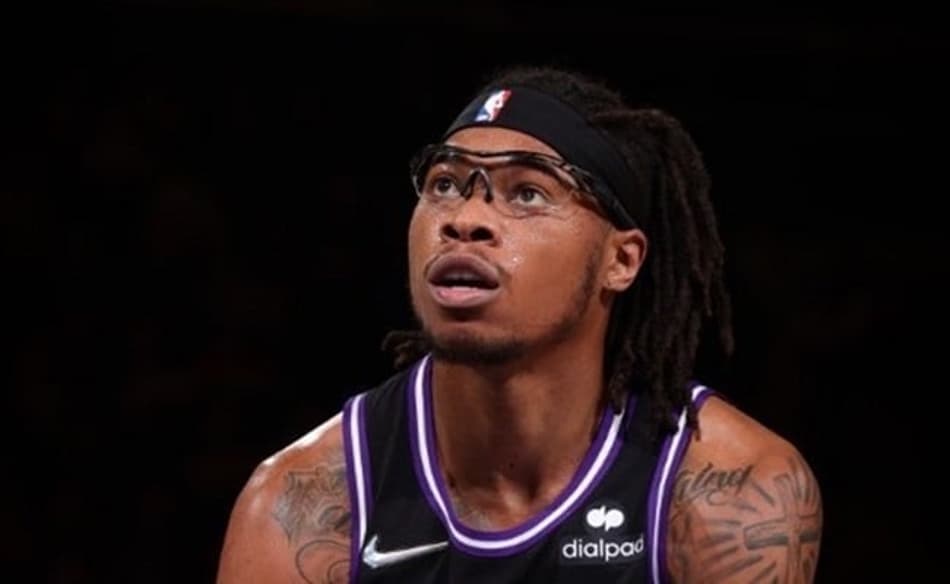 Richaun Holmes é acusado de agredir o filho de seis anos