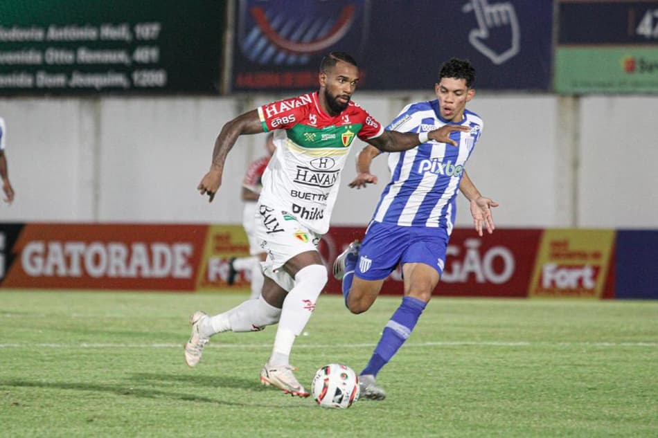 Luiz Antônio segue vivo na busca de título estadual histórico