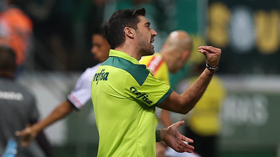 Epopeia do Palmeiras sob a batuta do lusíada Abel navega como previsto: campeão pela 24ª vez