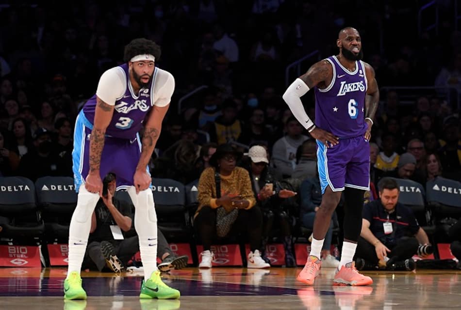 No retorno de LeBron e Davis, Pelicans vence e complica Lakers