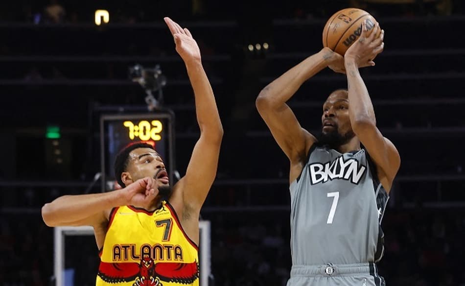 Durant marca 55, mas Hawks bate Nets em confronto direto