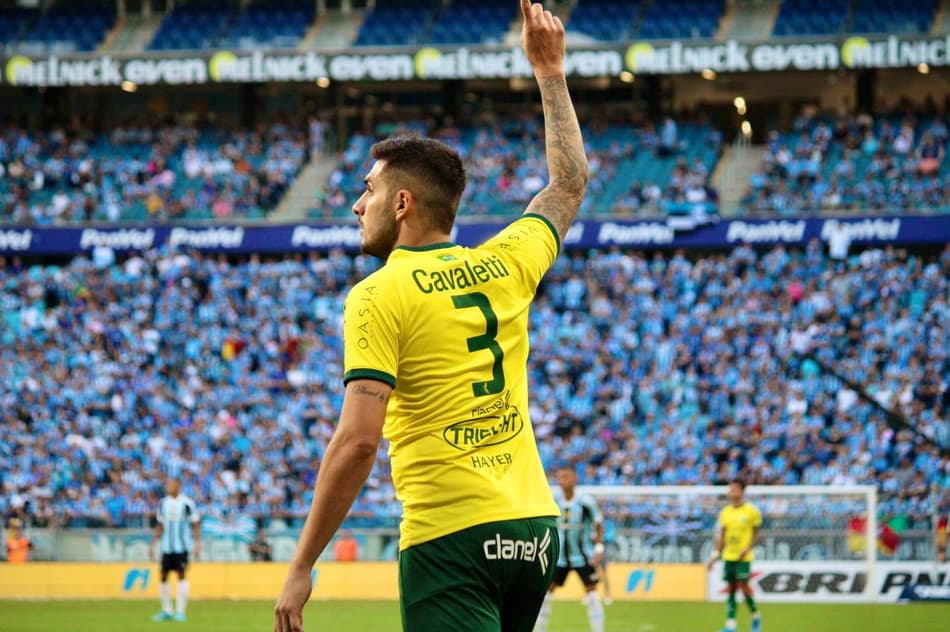 Carlos Alexandre, titular do Ypiranga, realiza análise sobre campanha no Gaúchão