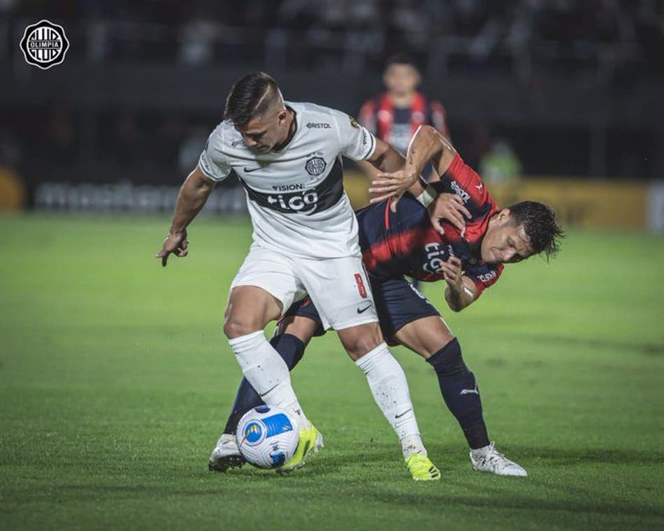 Em clássico paraguaio, Olímpia e Cerro Porteño ficam no zero em estreia pela Libertadores