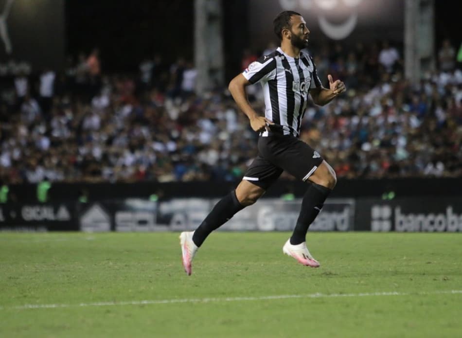 Meio-campista Ramón Martínez traça expectativas para a Libertadores