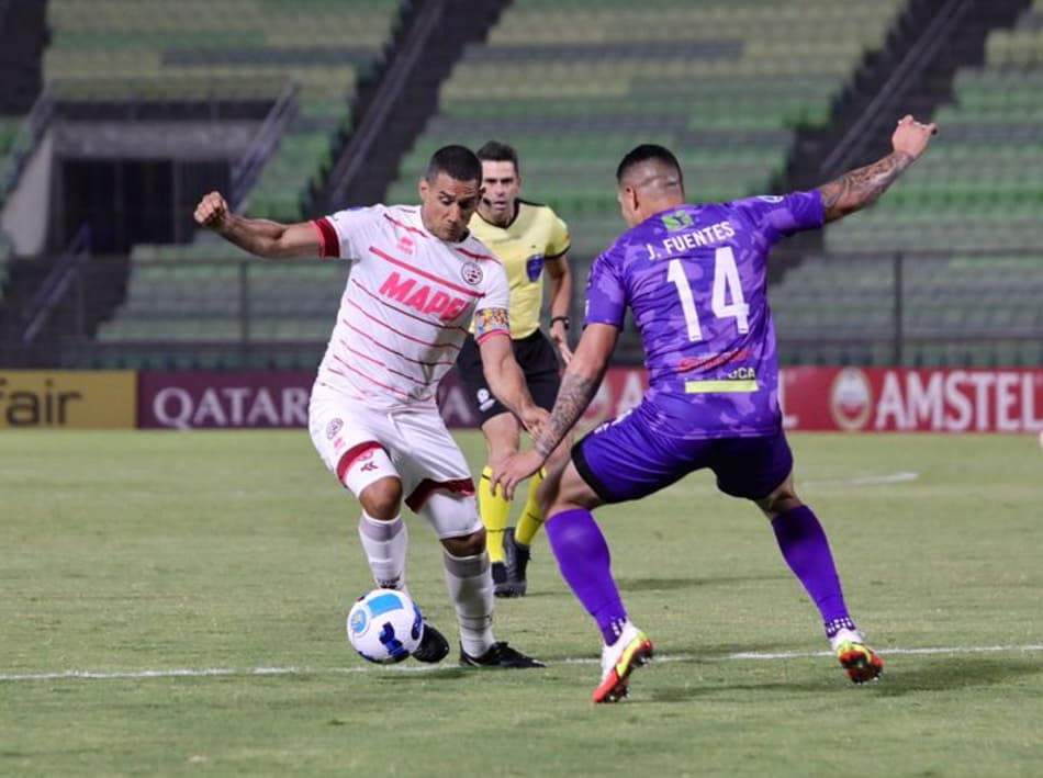 Metropolitanos e Lanús ficam no empate pelo Grupo A da Sul-Americana