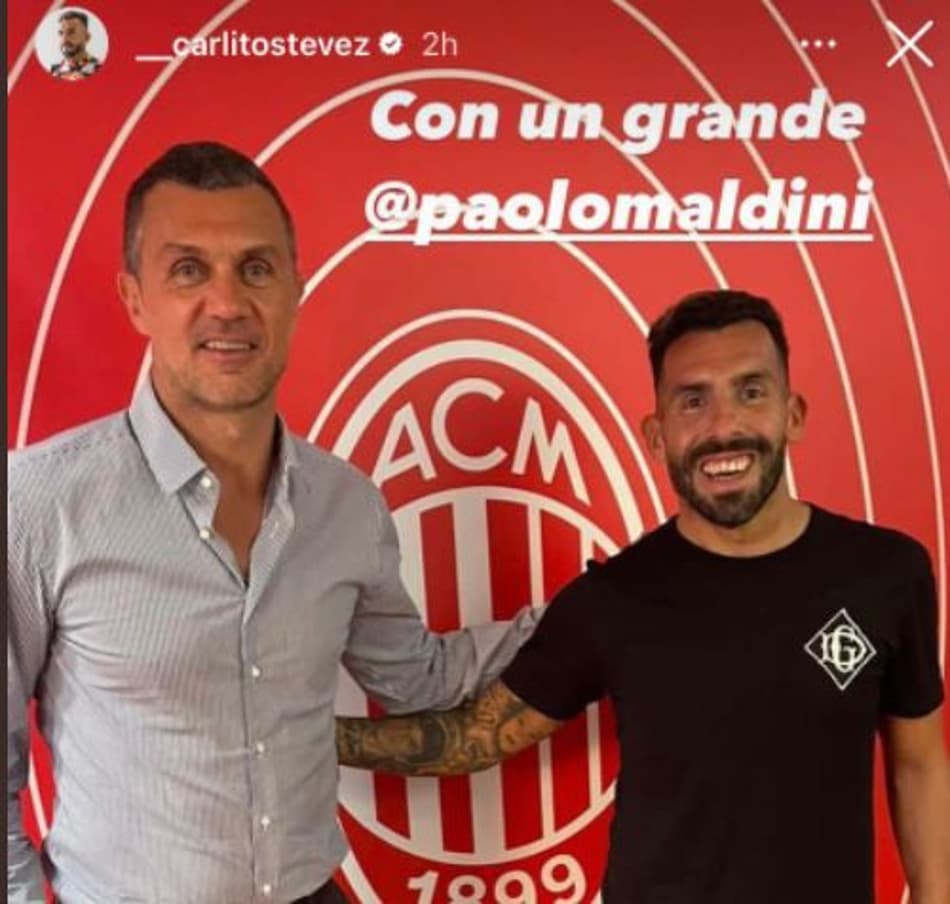 Cavou lugar? Tevez visita gigante da Europa e agita a internet