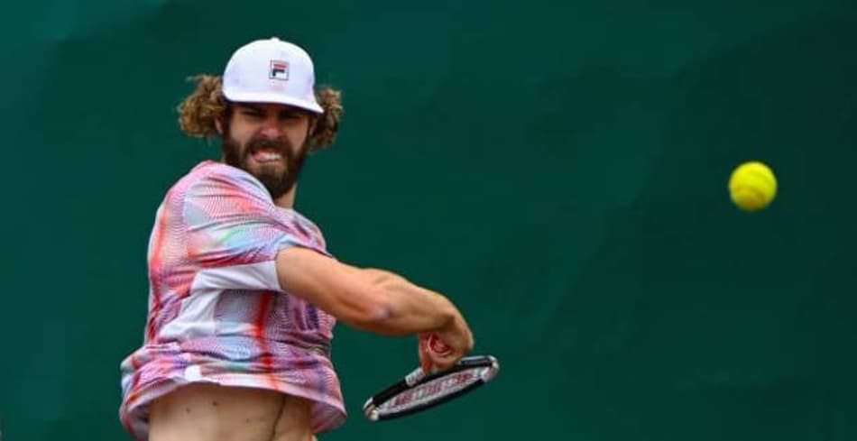 Reilly Opelka em ação na final de Houston