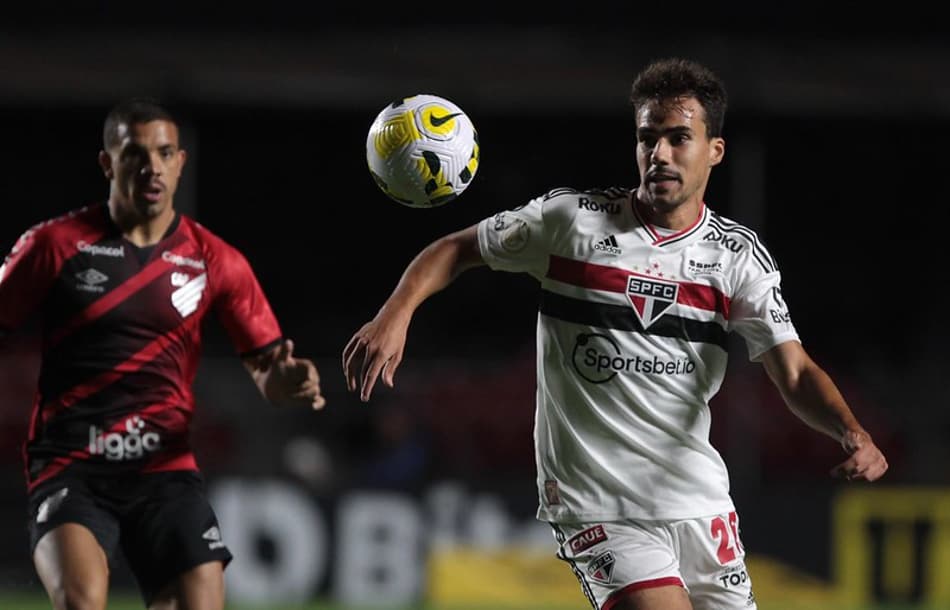 Rogério Ceni destaca evolução de Igor Gomes no São Paulo: ‘Mérito é dele’
