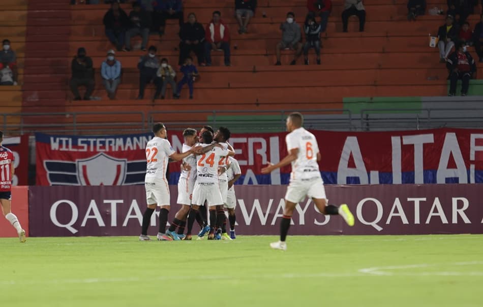 Fora de casa, Ayacucho supera Jorge Wilstermann pela Sul-Americana