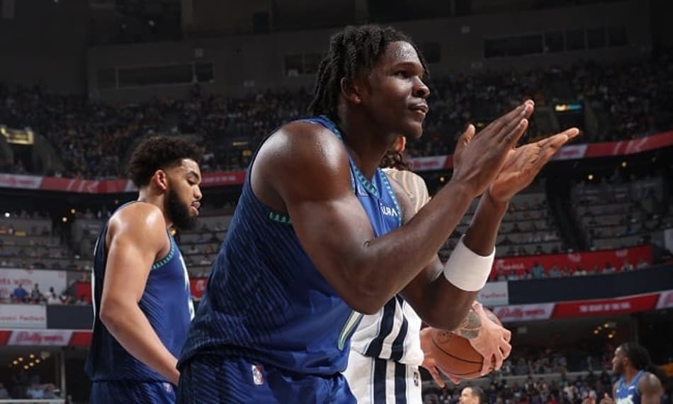 Playoffs 2022 – Em jogo frenético, Timberwolves "rouba" mando do Grizzlies