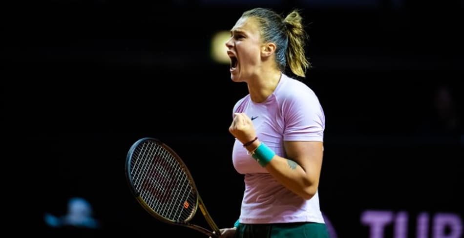 Aryna Sabalenka vibra em vitória no WTA de Stuttgart