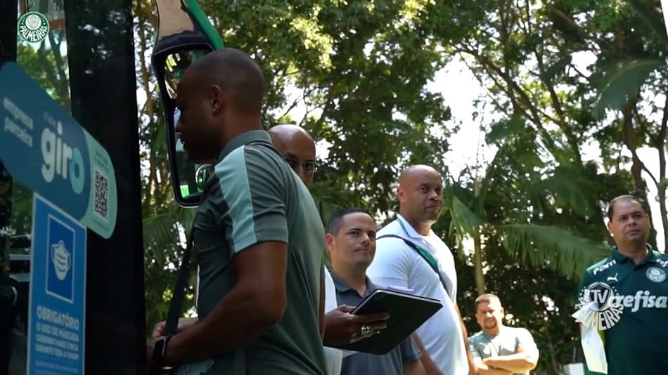 VÍDEO: Palmeiras já está no Equador! Assista aos bastidores da viagem para Guayaquil