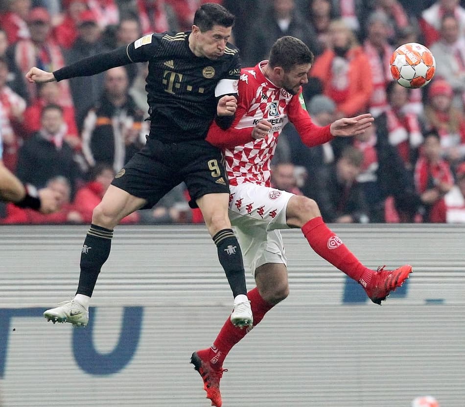 Decacampeão, Bayern de Munique poupa elenco e perde para o Mainz 05 na Bundesliga