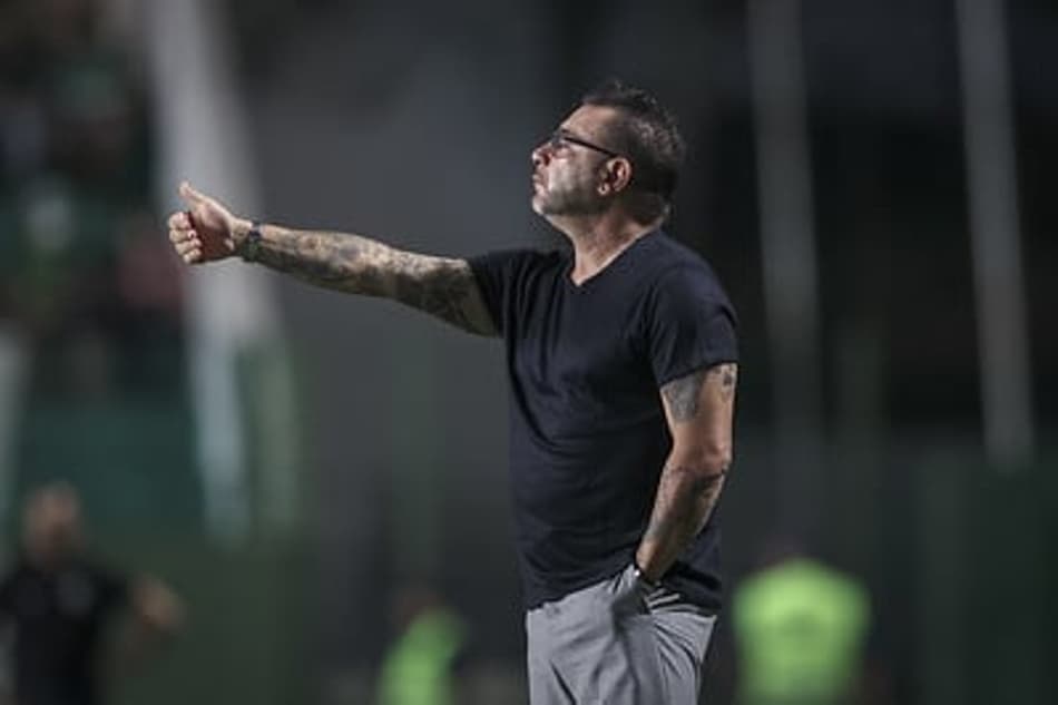 ‘El Turco ‘Mohamed fala sobre a sequência de empates do Atlético-MG