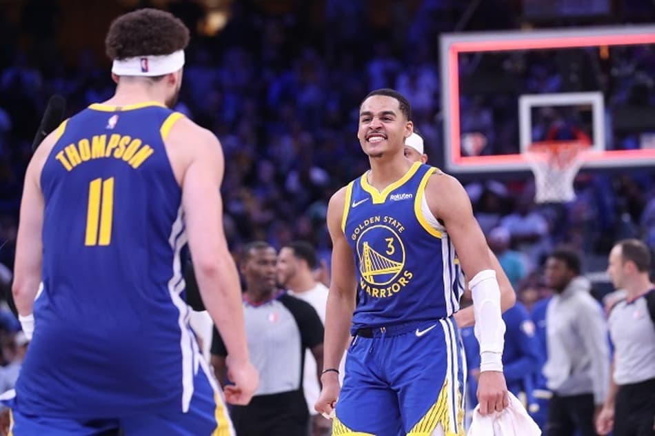 Warriors bate Grizzlies em jogo eletrizante e sai na frente nos playoffs