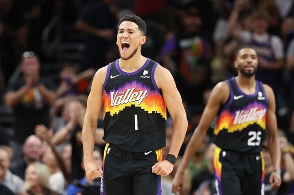 Suns leva susto, mas bate Mavericks na abertura da série