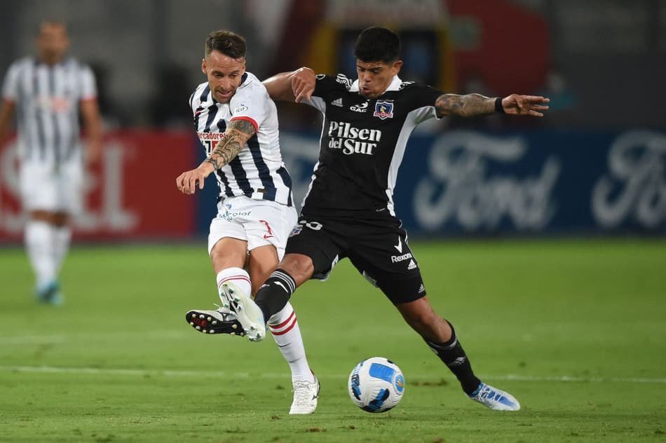 Pelo grupo do Fortaleza, Alianza Lima garante empate com Colo-Colo