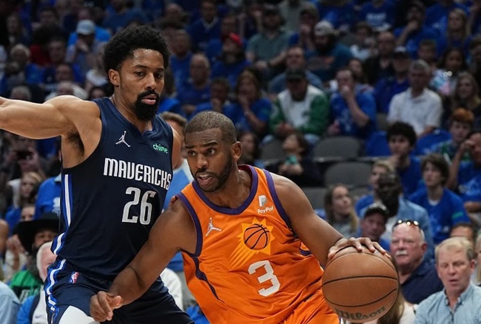 Chris Paul critica torcida de Dallas após derrota