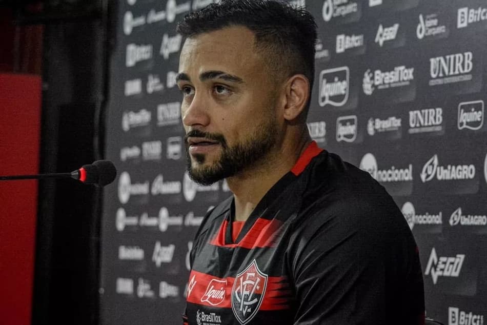 Guilherme Lazaroni - Vitória